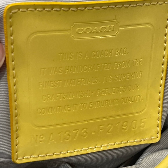 Coach Signature Stripe Duffle Shoulder Crossbody Bag F21905 Bright Yellow - Picture 14 of 16